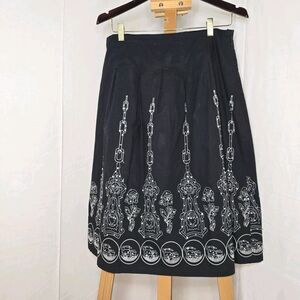 Ishyu Black Embroidered Skirt Size 8